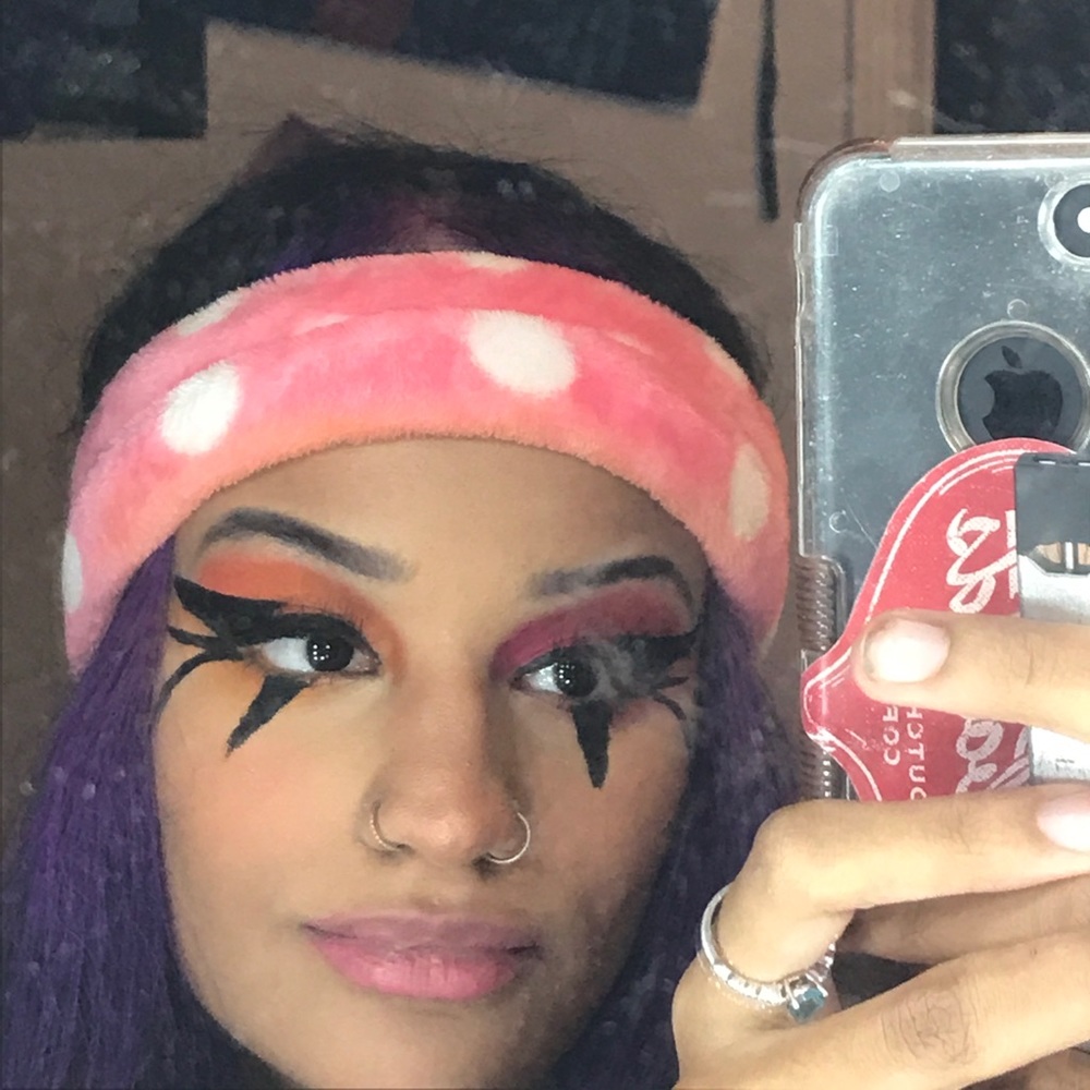 Meet your Posher, Keyaira